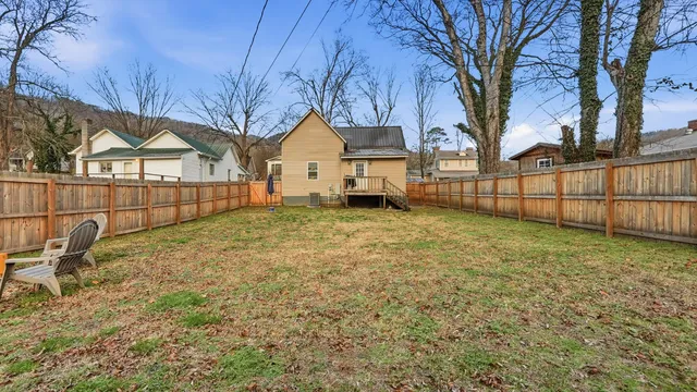 $195,000 | 305 Pine Avenue, South Pittsburg, TN 37380