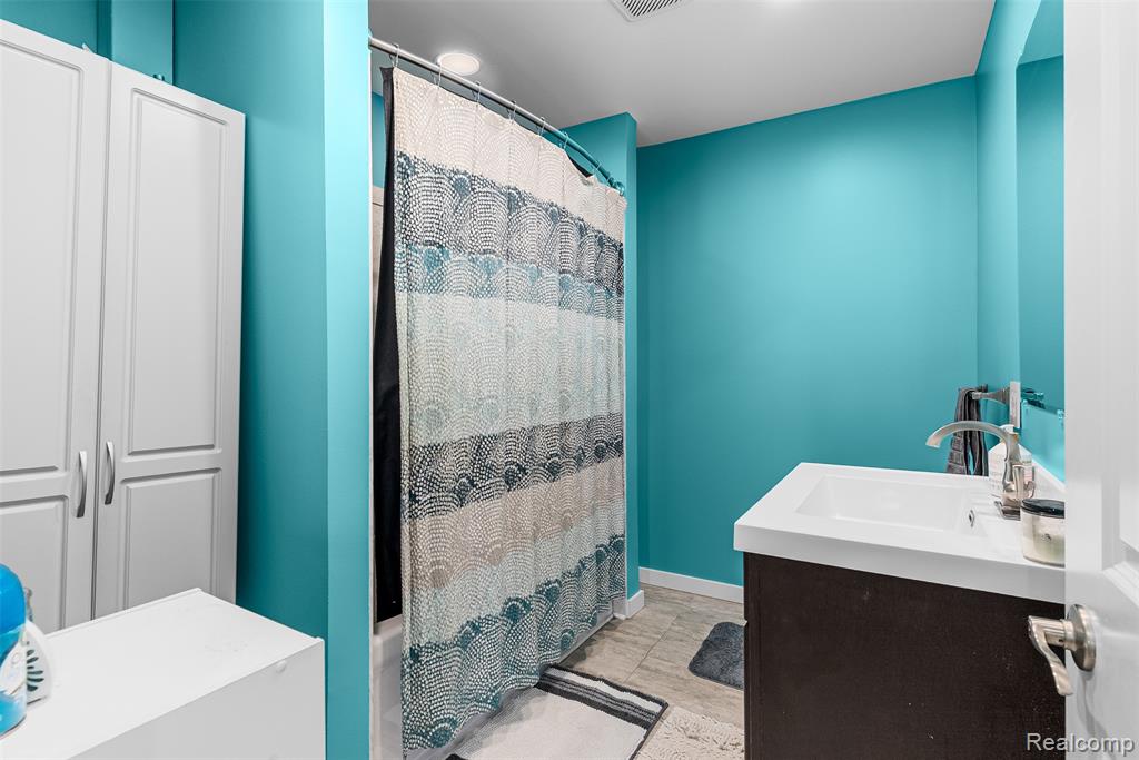 1268 East Dodge Road Mount Morris, MI 48458 - Photo 19 of 37