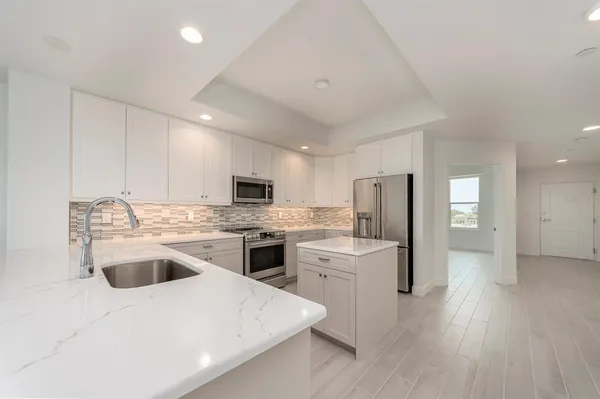 $5,750 | 125 Island Way, Unit 504, Clearwater Beach, FL 33767