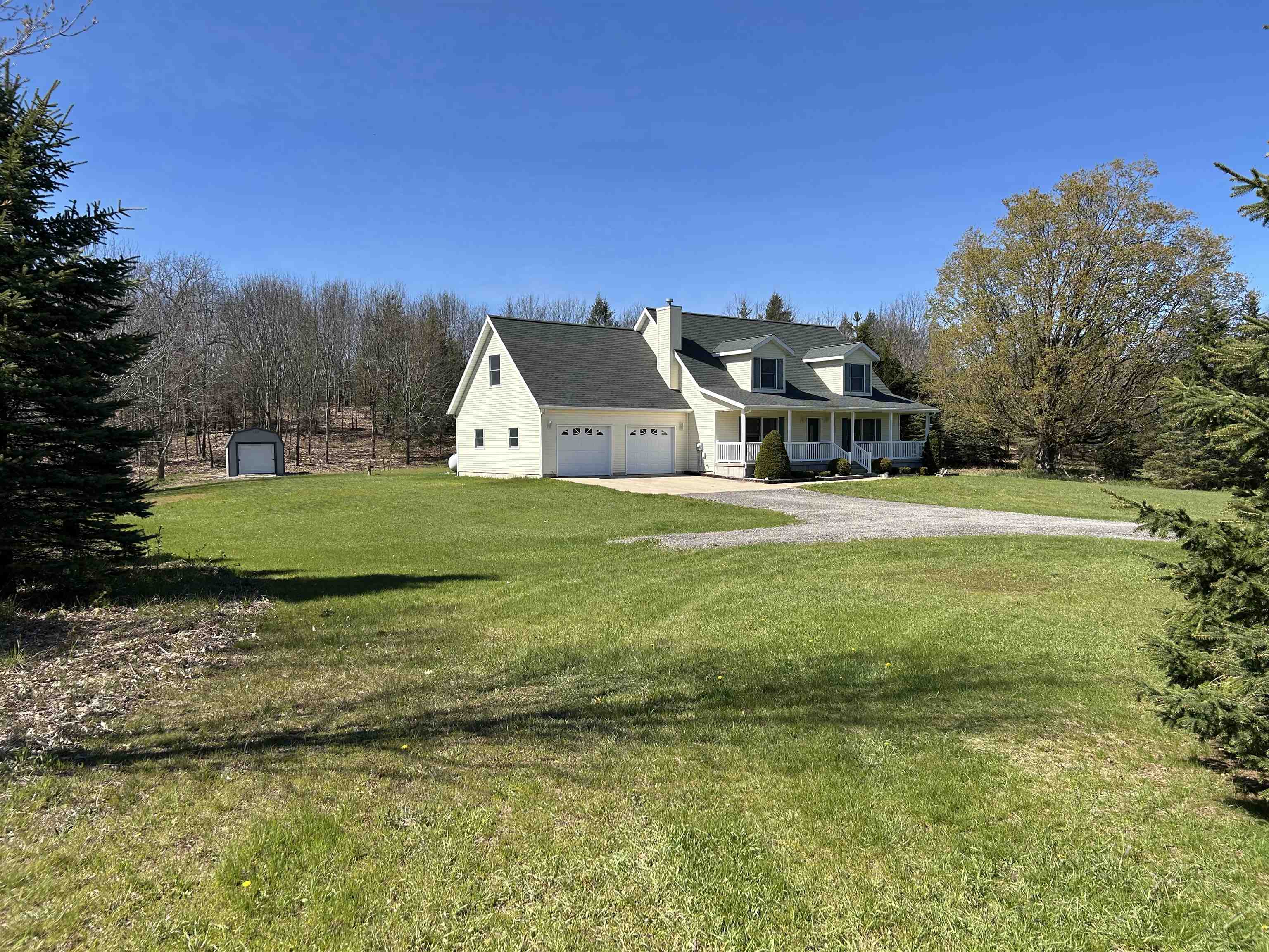 9668 West Geers Road McBain, MI 49657 - Photo 3 of 54