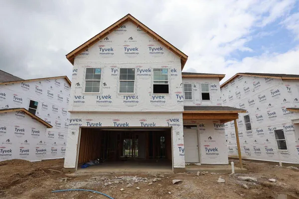 $422,290 | 1183 Brittany Drive, Delaware, OH 43015