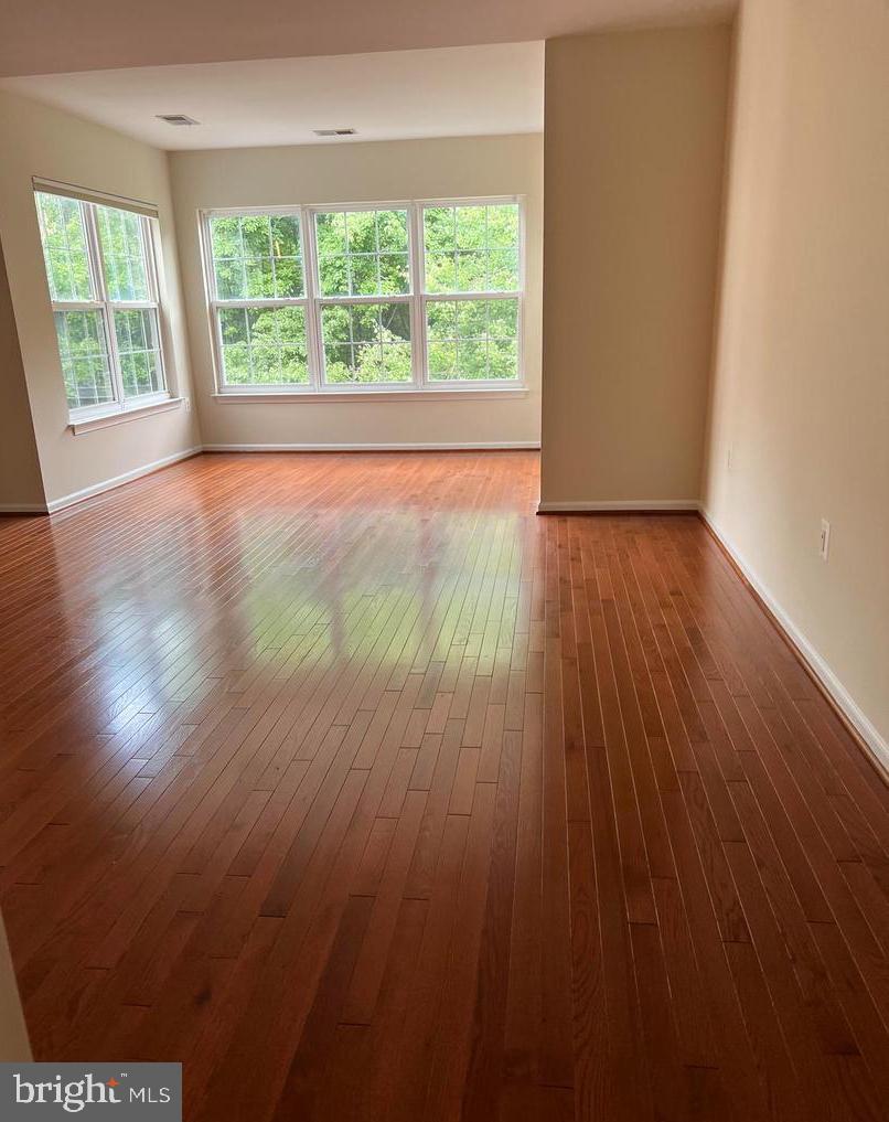 7317 Hampton Manor Place Springfield, VA 22150 - Photo 12 of 29