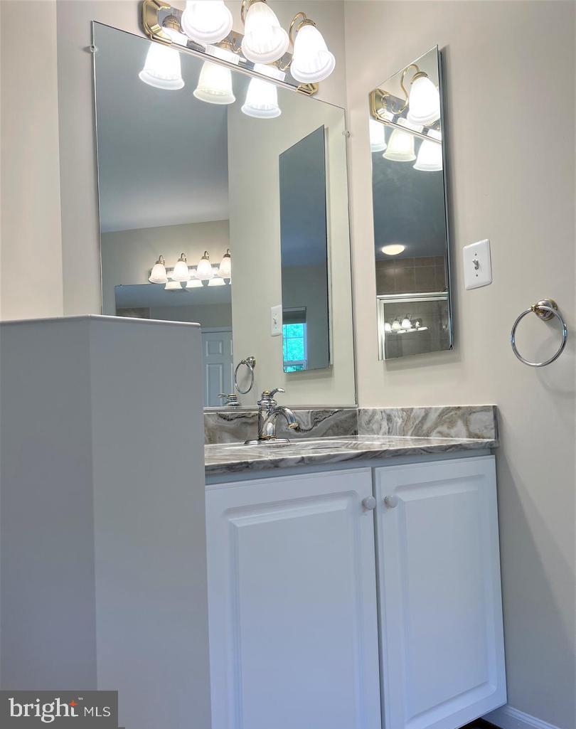 7317 Hampton Manor Place Springfield, VA 22150 - Photo 14 of 29