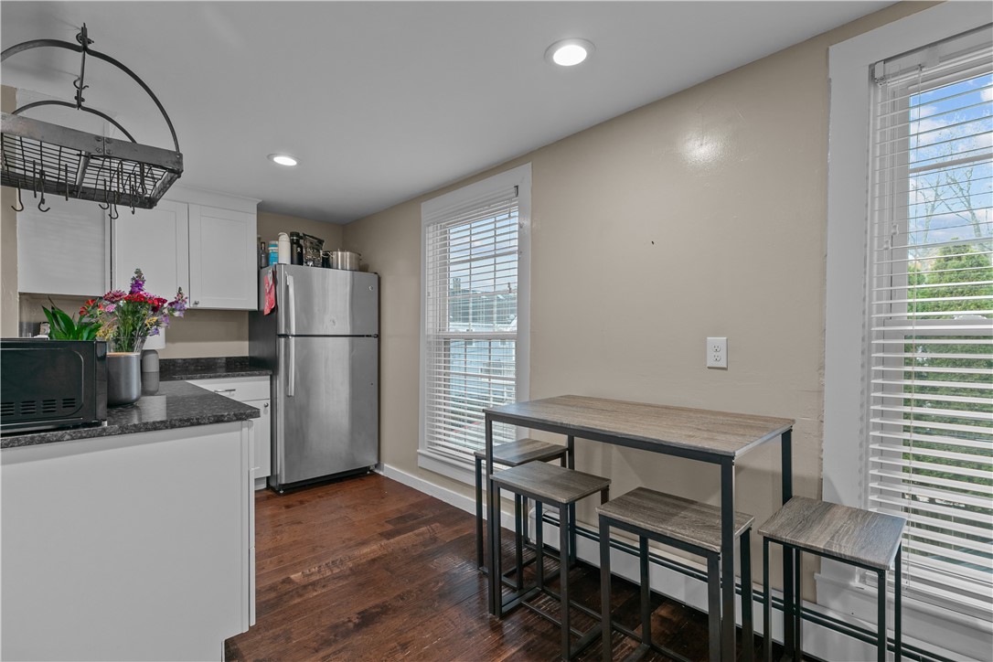 5 Elliot Place Newport, RI 02840 - Photo 11 of 38