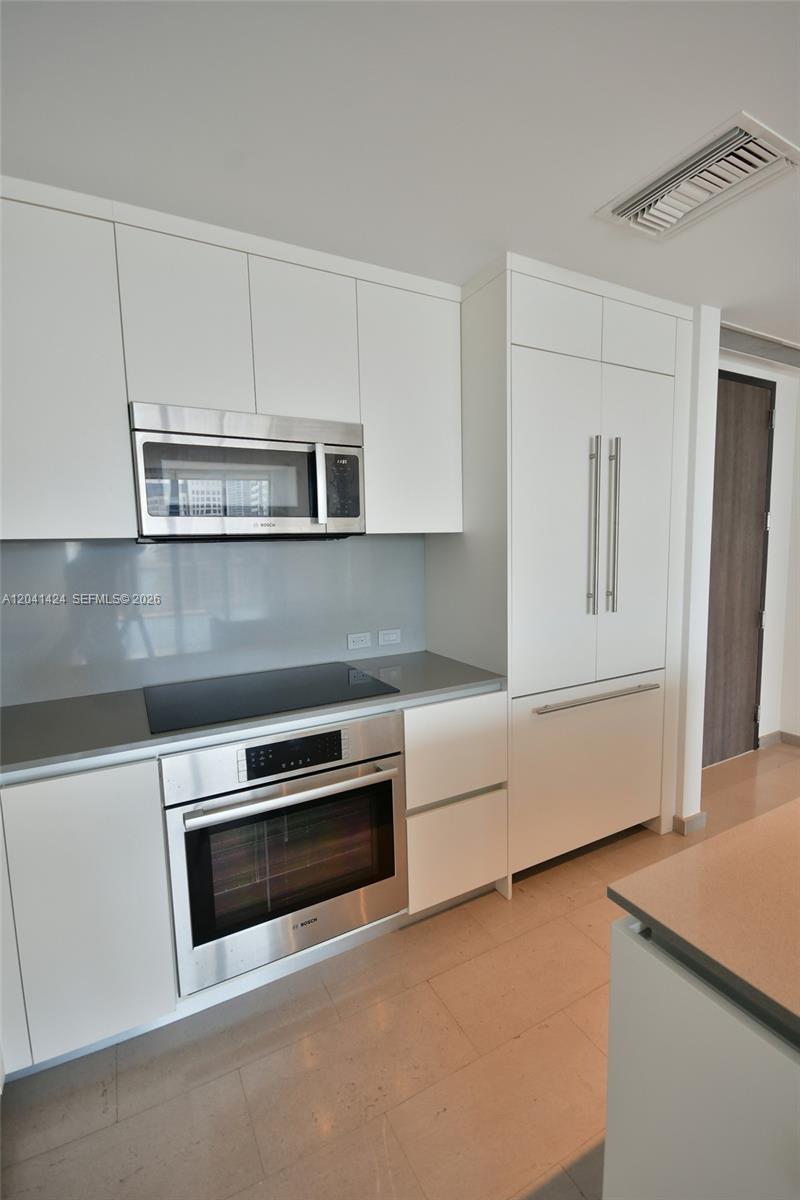 88 Southwest 7th Street, Unit 3309 Miami, FL 33130 - Photo 9 of 50