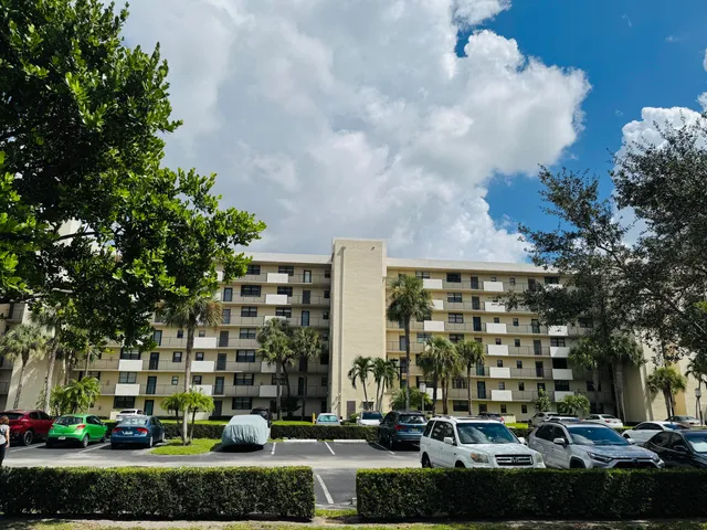 $2,150 | 2430 DC Country Club Boulevard, Unit 4072, Deerfield Beach, FL 33442