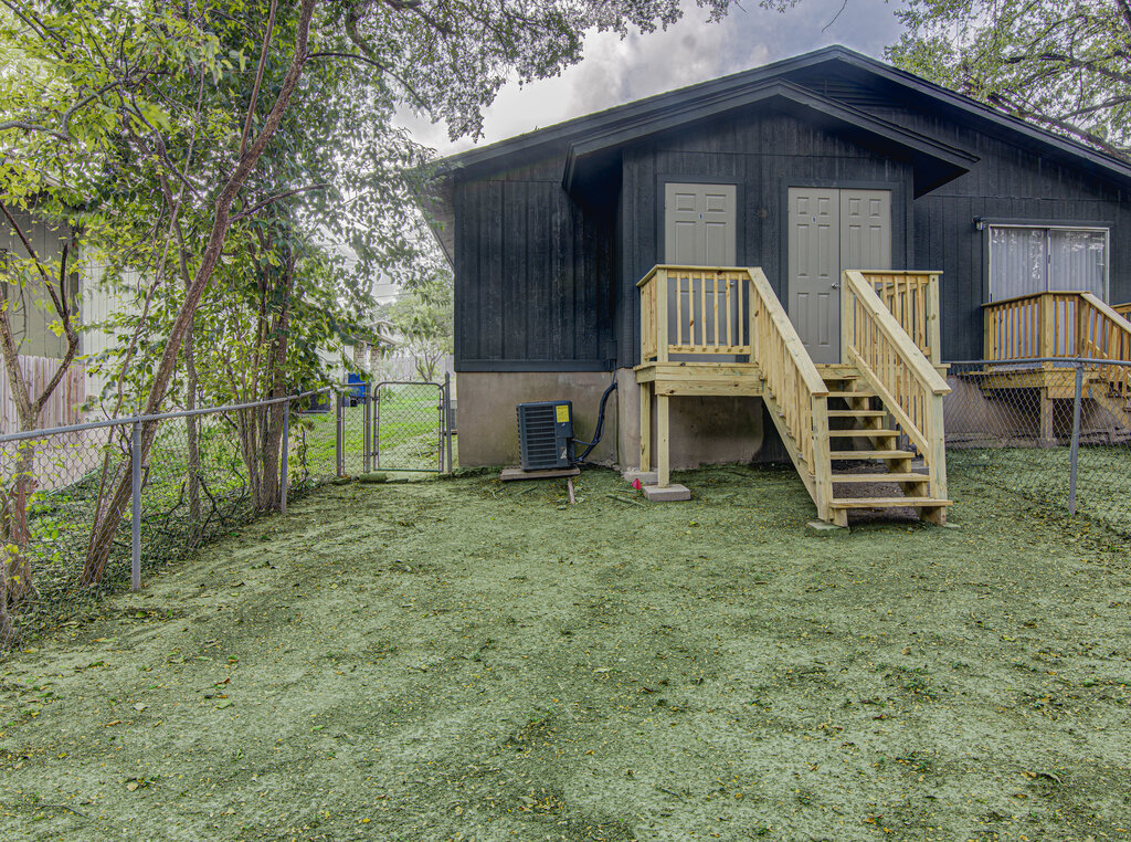 404 West Dittmar Road, Unit B Austin, TX 78745 - Photo 19 of 22 Gallery Image 19