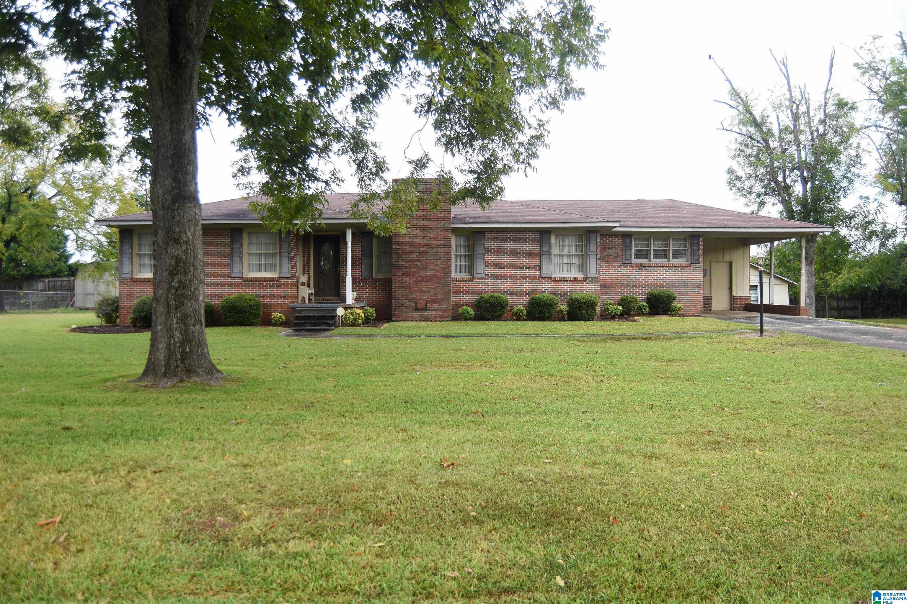 101 Adelaide Street Southwest Jacksonville, AL 36265 - Photo 1 of 54