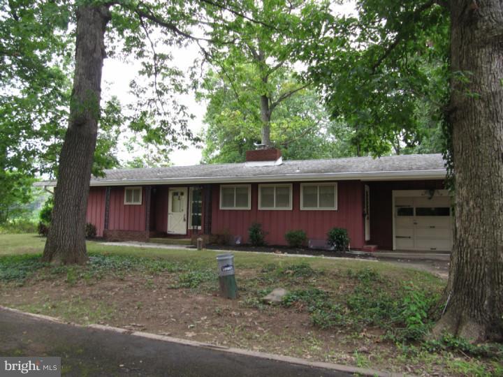 707 Middle Road Perkasie, PA 18944 - Photo 1 of 22 Exterior Front