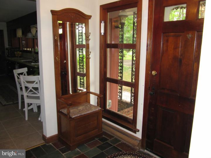 707 Middle Road Perkasie, PA 18944 - Photo 15 of 22 Foyer