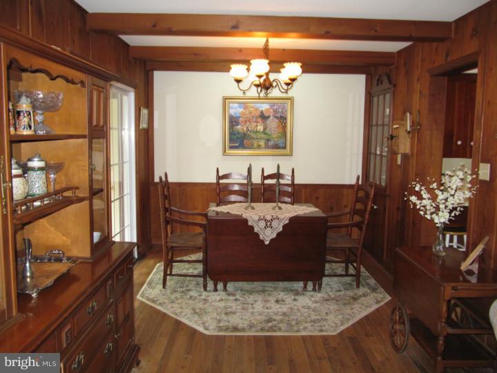 707 Middle Road Perkasie, PA 18944 - Photo 5 of 22 Dining Room