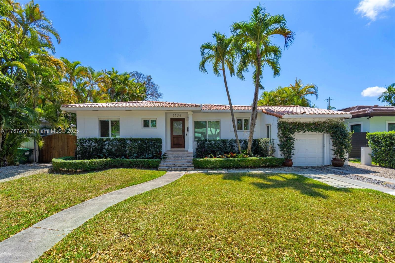 5736 Southwest 31st Street Miami, FL 33155 - Photo 1 of 32