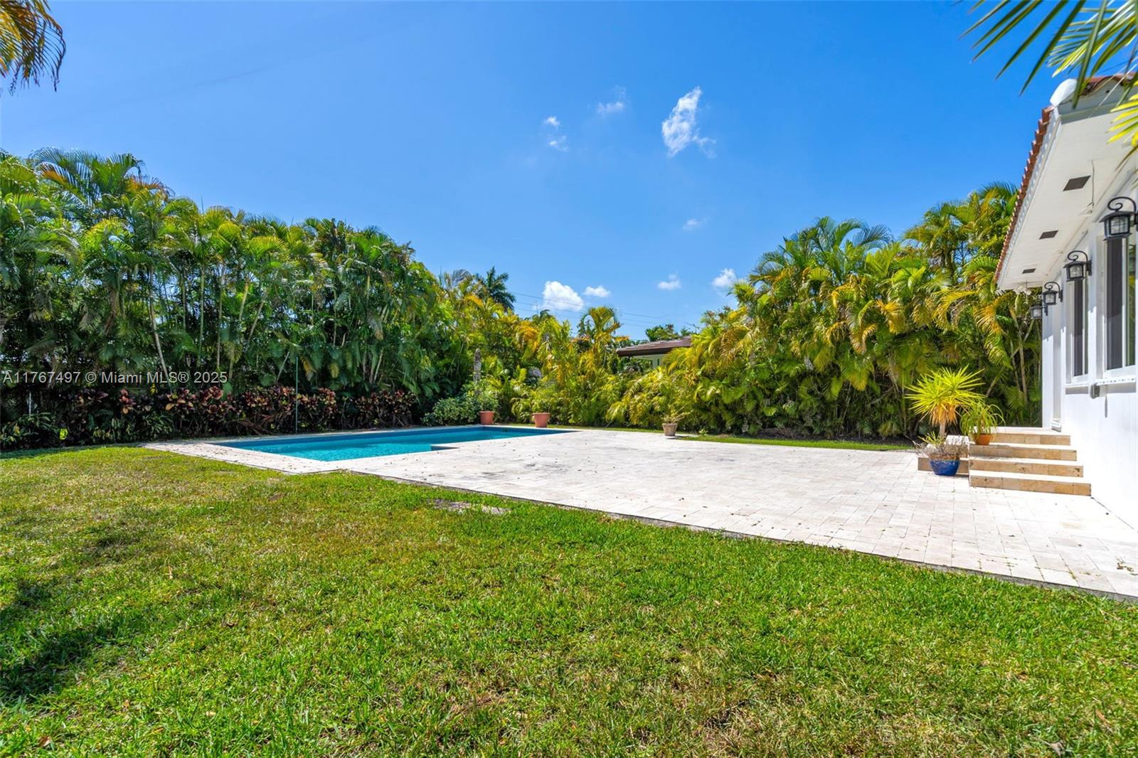 5736 Southwest 31st Street Miami, FL 33155 - Photo 21 of 32