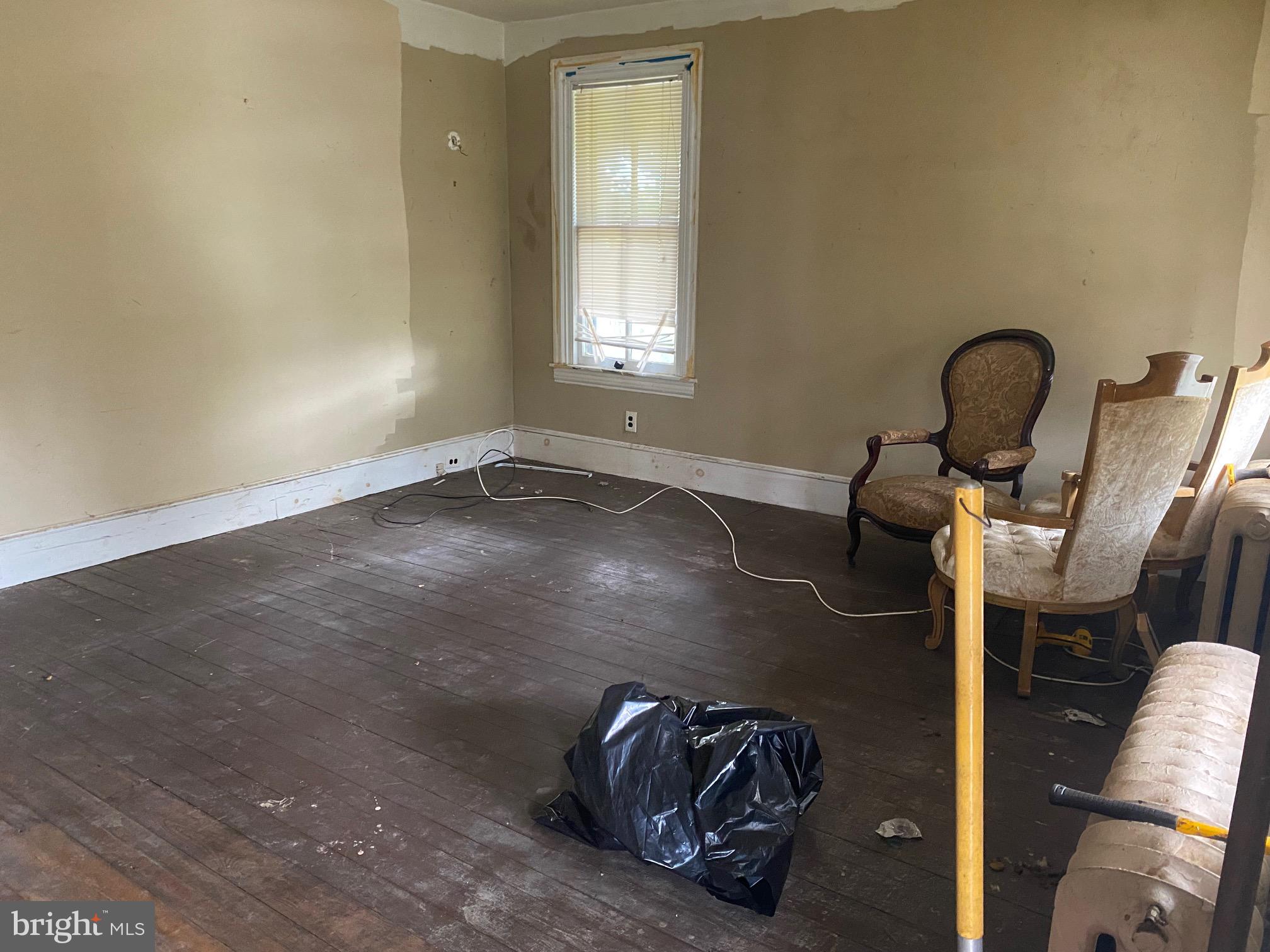 315 Crum Lynne Road Ridley Park, PA 19078 - Photo 4 of 15