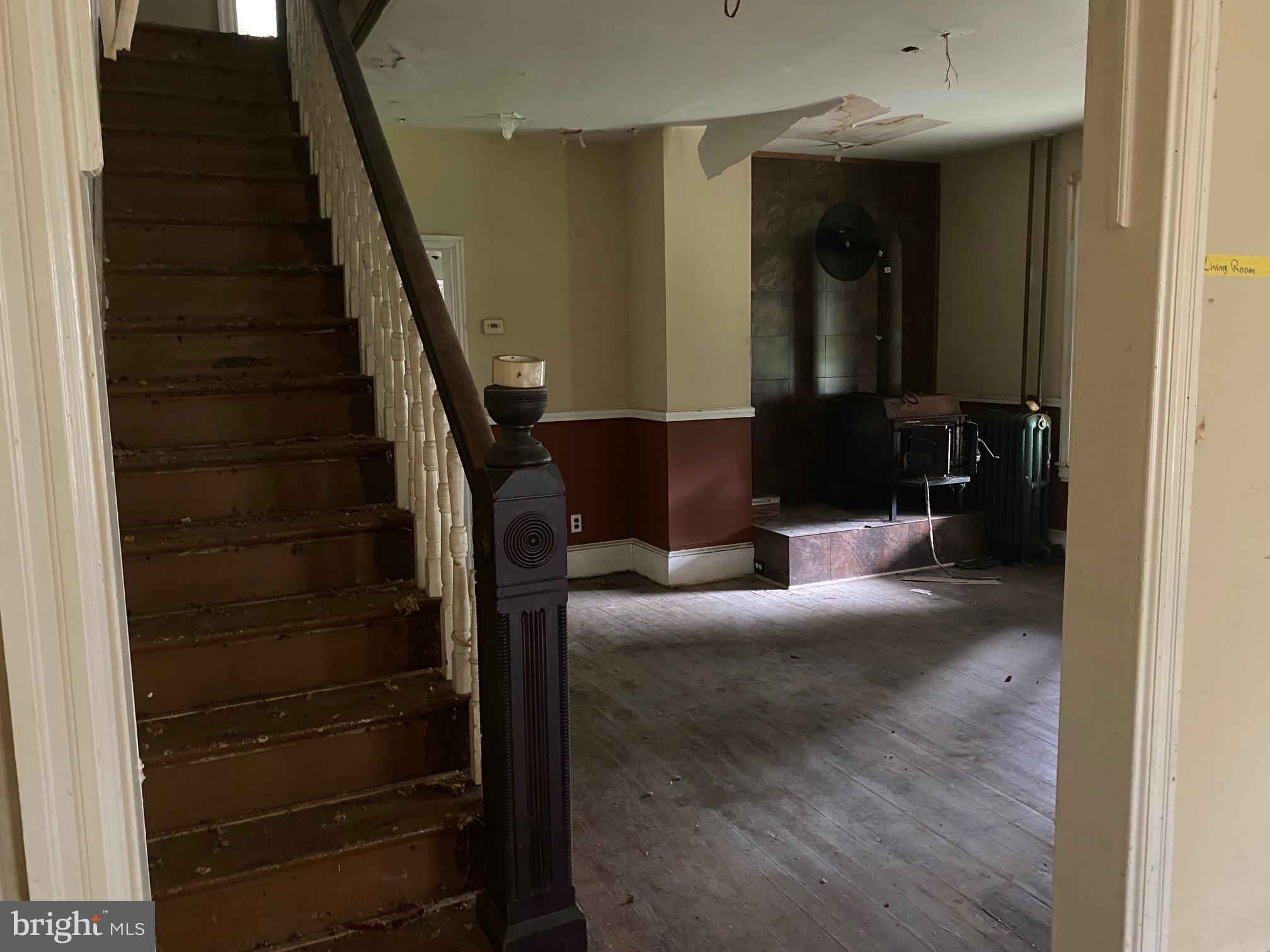 315 Crum Lynne Road Ridley Park, PA 19078 - Photo 5 of 15