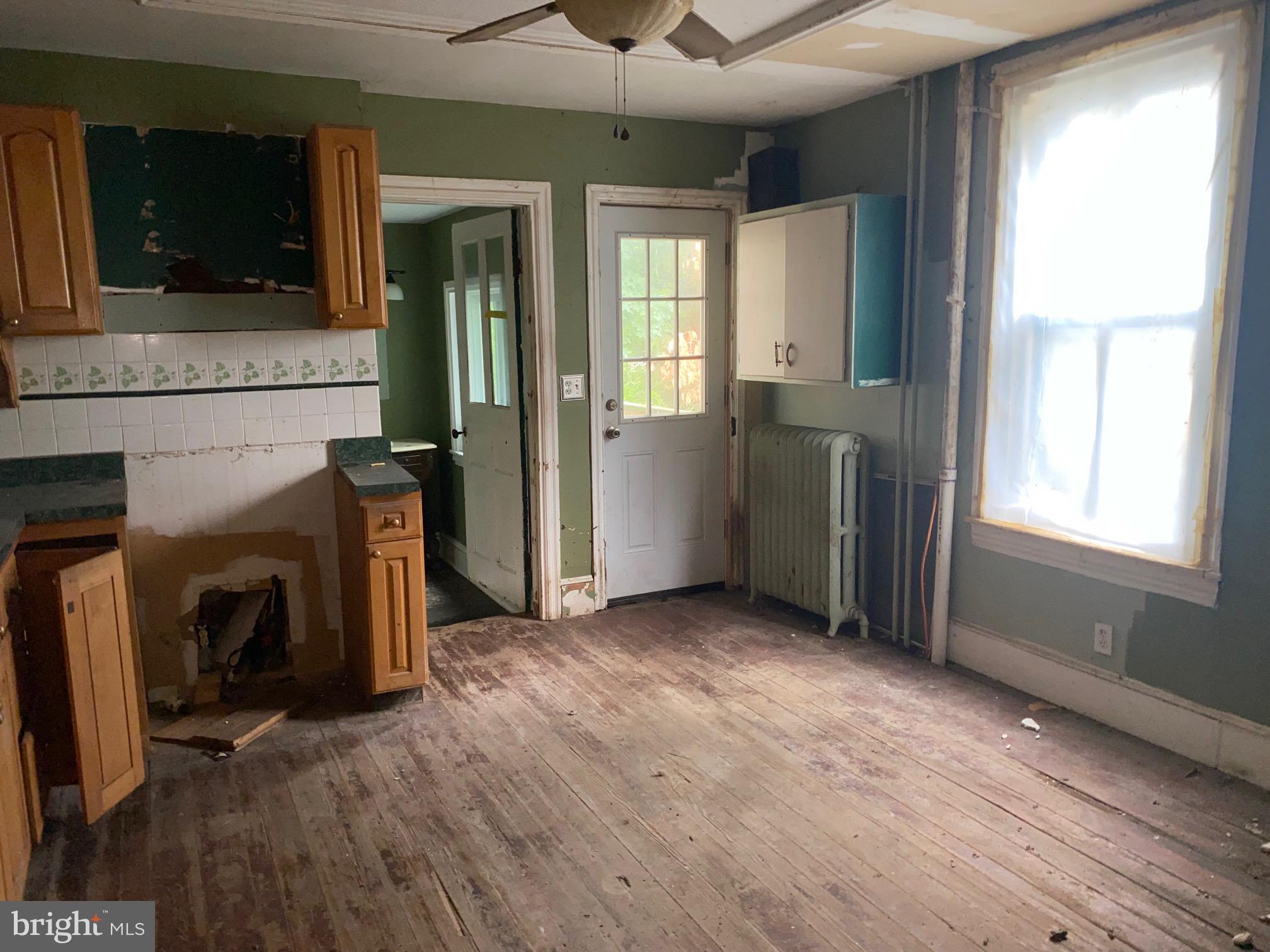 315 Crum Lynne Road Ridley Park, PA 19078 - Photo 7 of 15