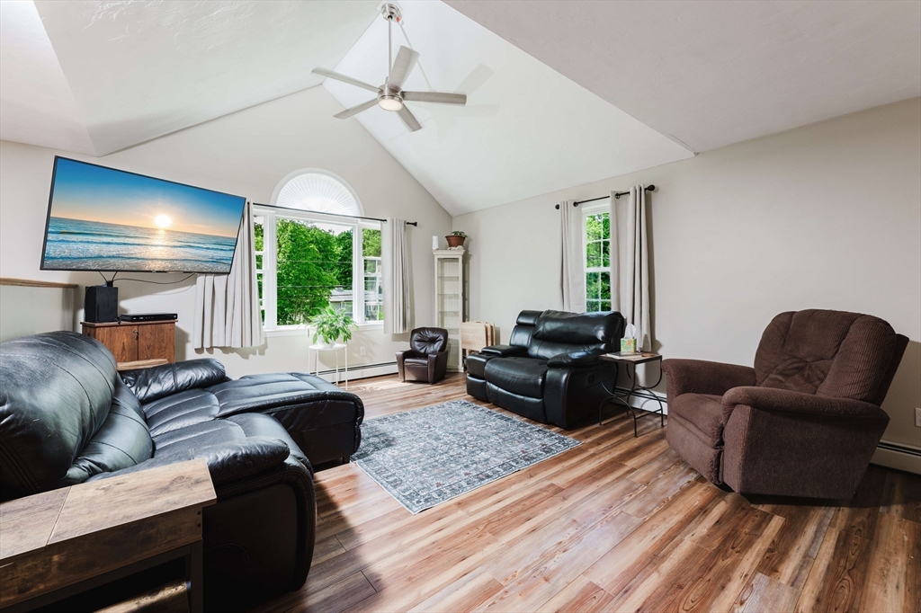 1241 Sharps Road Swansea, MA 02777 - Photo 8 of 20