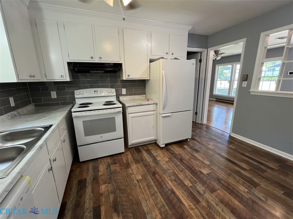 176 Urbanna Road Saluda, VA 23149 - Photo 11 of 15 Gallery Image 11