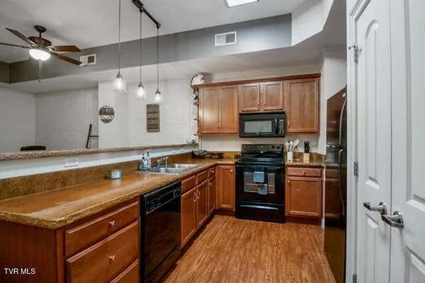 $224,900 | 116 Tipton Street, Unit 406, Johnson City, TN 37604
