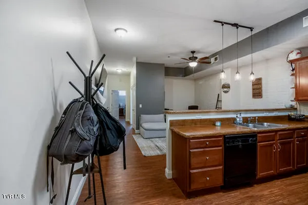 $224,900 | 116 Tipton Street, Unit 406, Johnson City, TN 37604