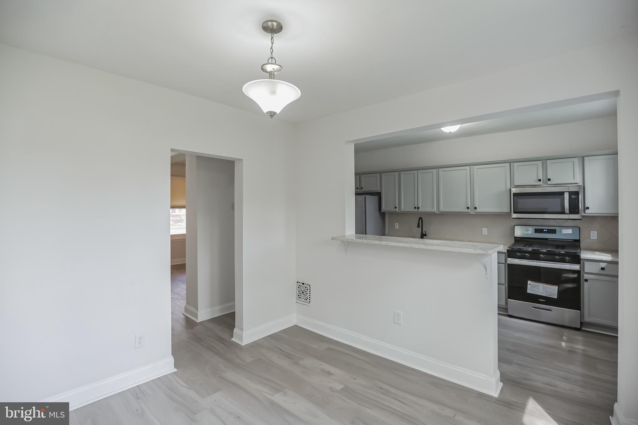 6 Maple Street Marcus Hook, PA 19061 - Photo 11 of 30