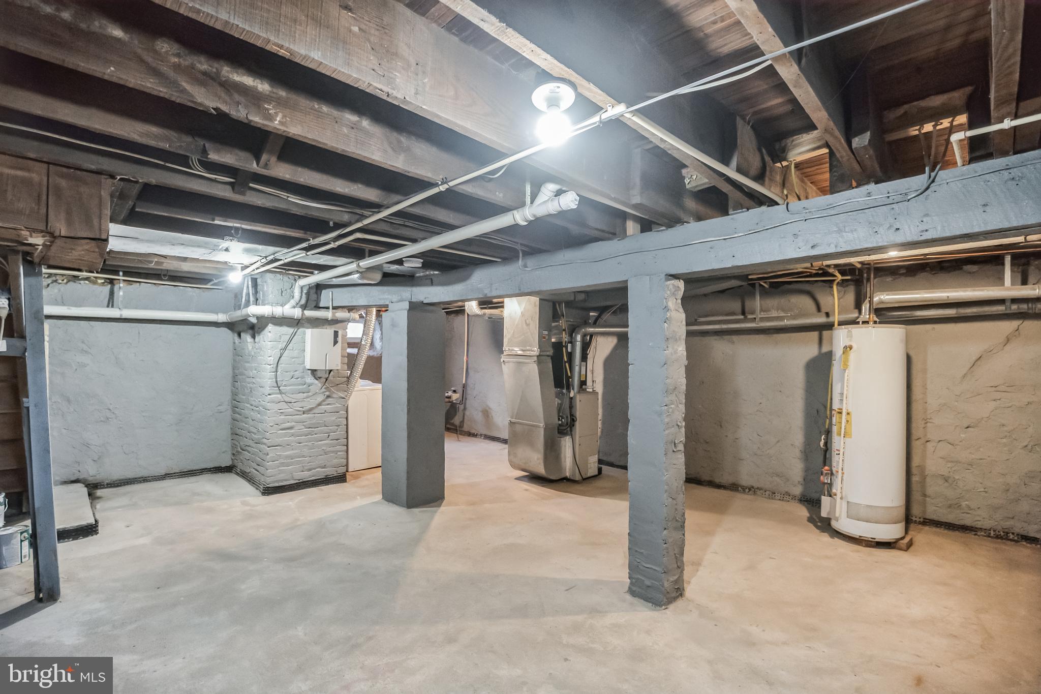 6 Maple Street Marcus Hook, PA 19061 - Photo 27 of 30 Clean Basement with Laundry