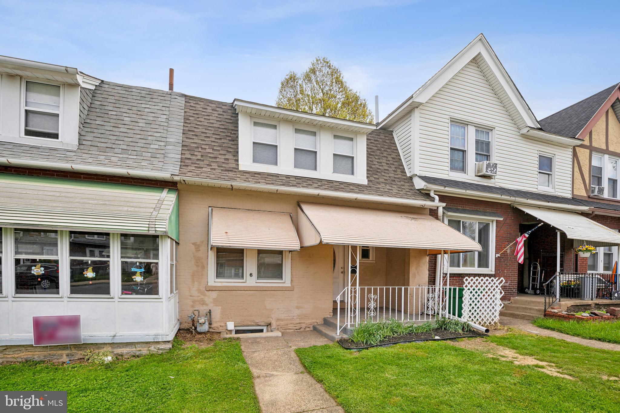 6 Maple Street Marcus Hook, PA 19061 - Photo 3 of 30