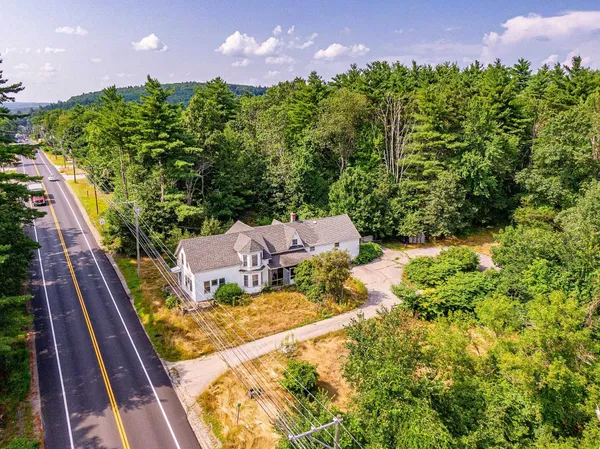 $850,000 | 267 Londonderry Turnpike, Hooksett, NH 03106