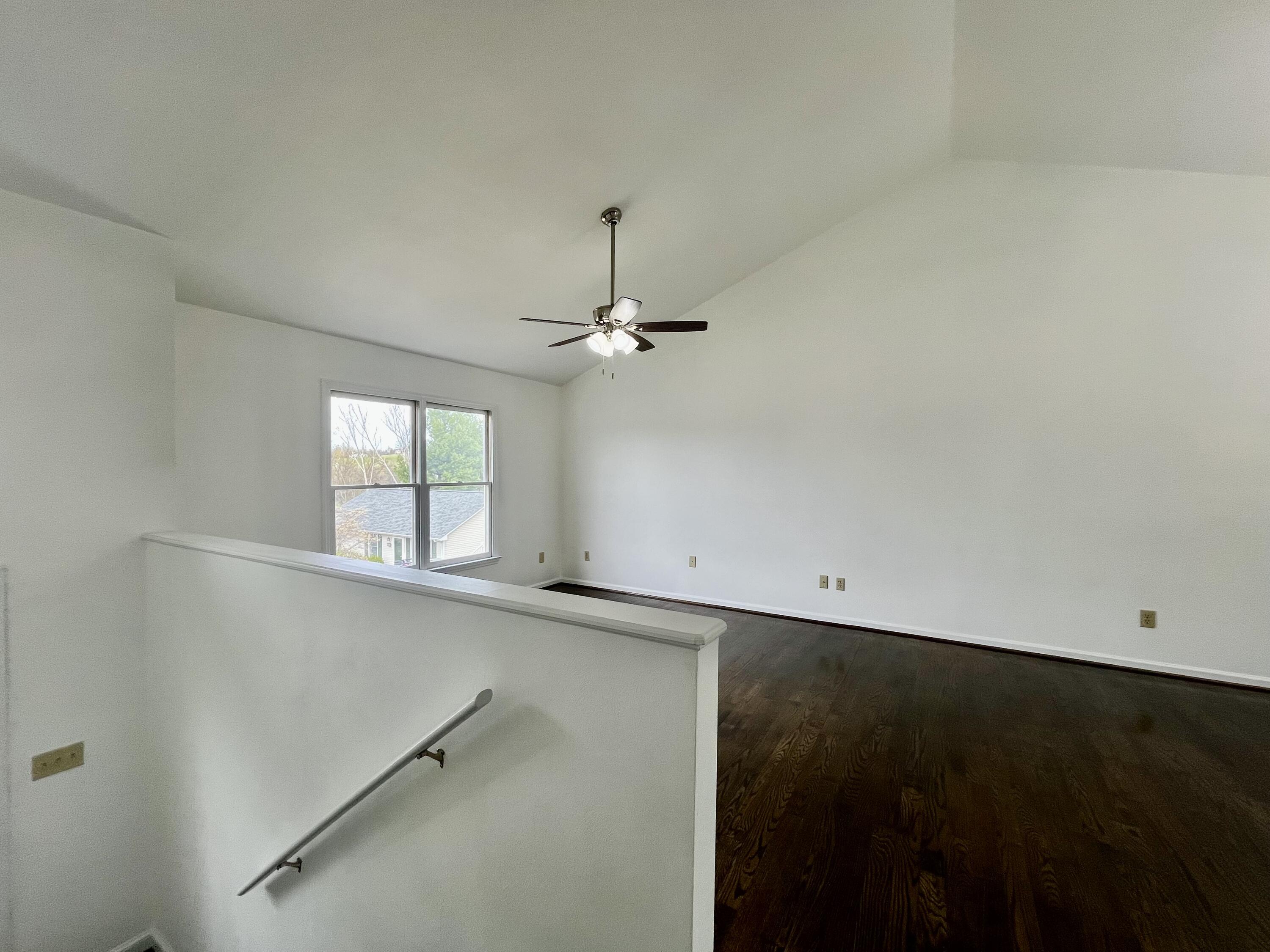 344 Elm Street Vinton, VA 24179 - Photo 5 of 24 IMG_6659