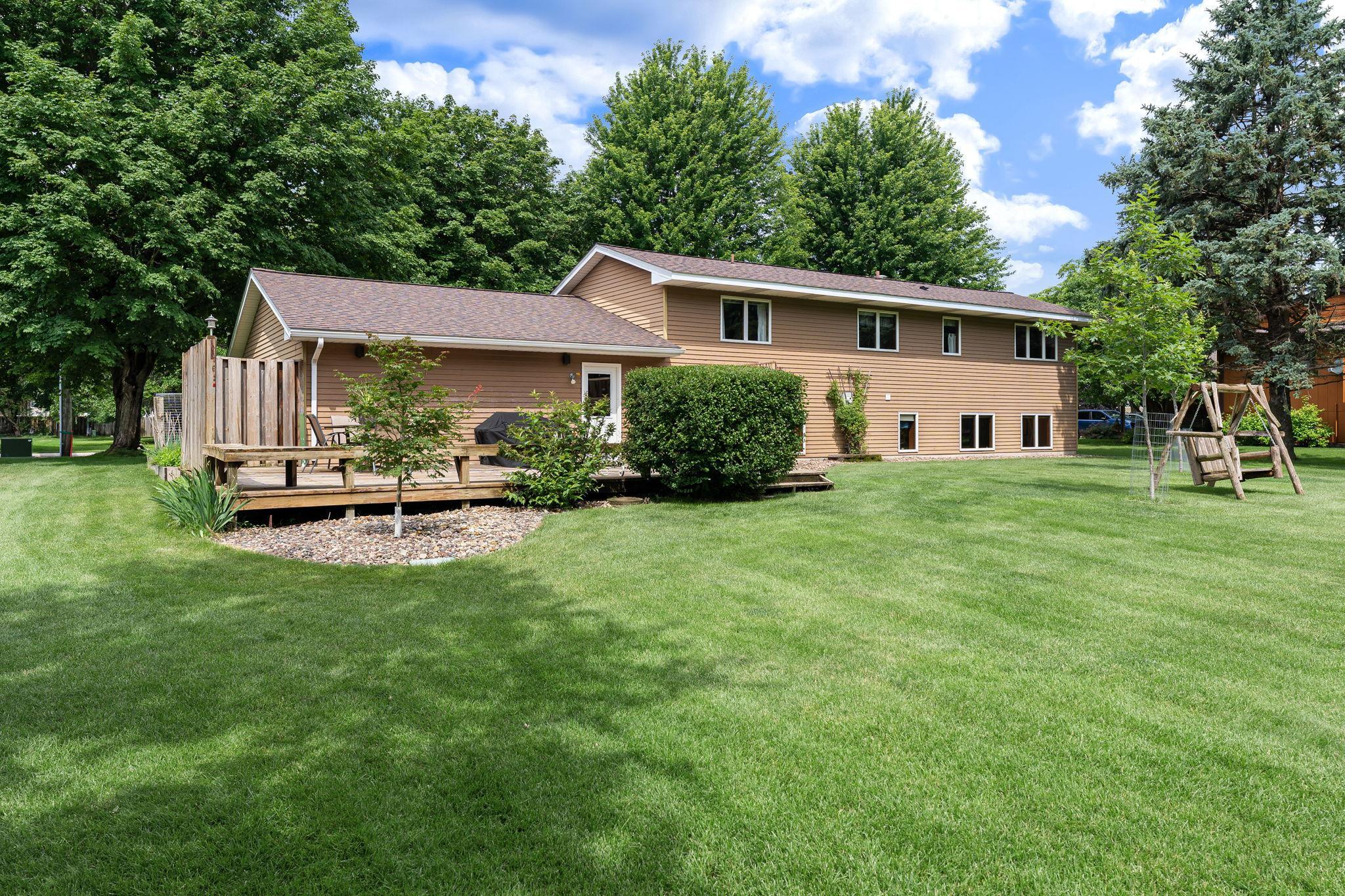 1807 9th Street Southwest Austin, MN 55912 - Photo 12 of 53