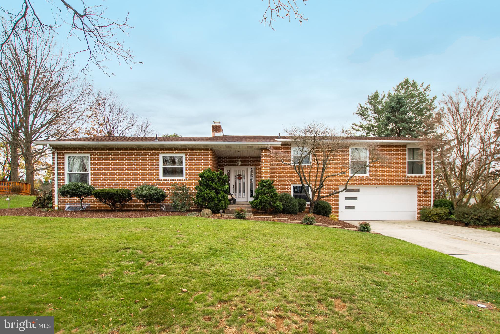 229 Fineview Road Camp Hill, PA 17011 - Photo 1 of 50 Gallery Image 1