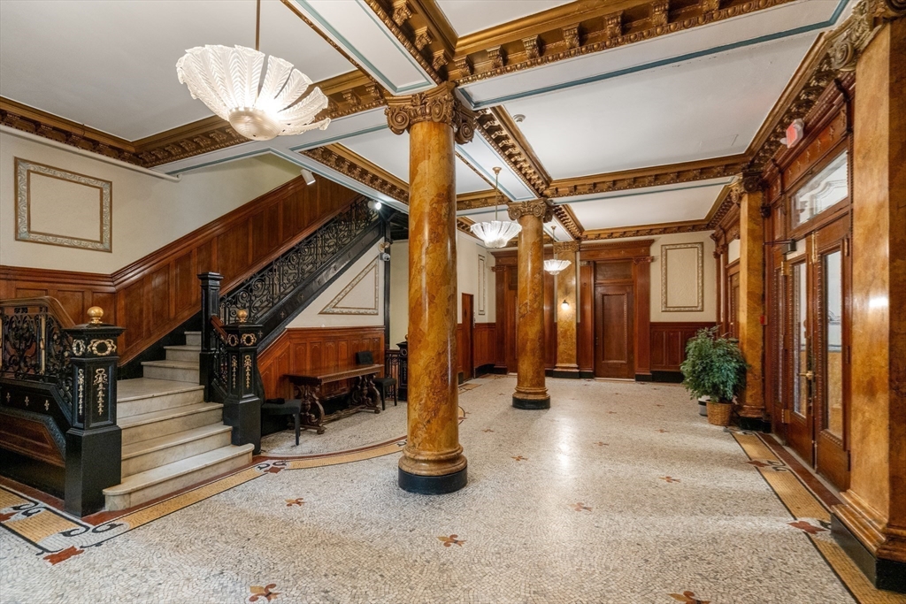 8 Garrison Street, Unit 709 Boston, MA 02116 - Photo 14 of 19
