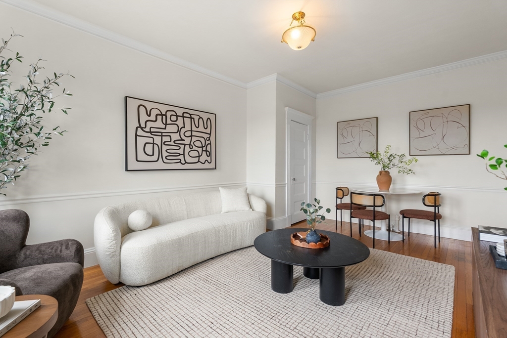 8 Garrison Street, Unit 709 Boston, MA 02116 - Photo 2 of 19