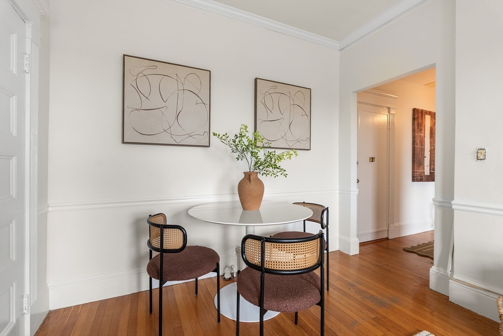 8 Garrison Street, Unit 709 Boston, MA 02116 - Photo 6 of 19