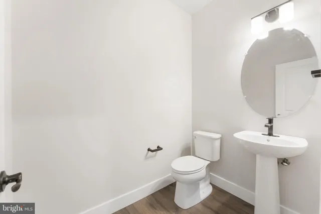 a view of a indoor garage