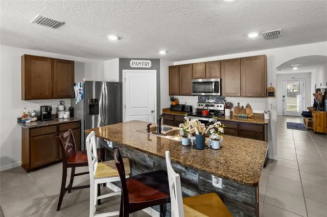 $335,000 | 22608 Northwest 196th Lane, High Springs, FL 32643