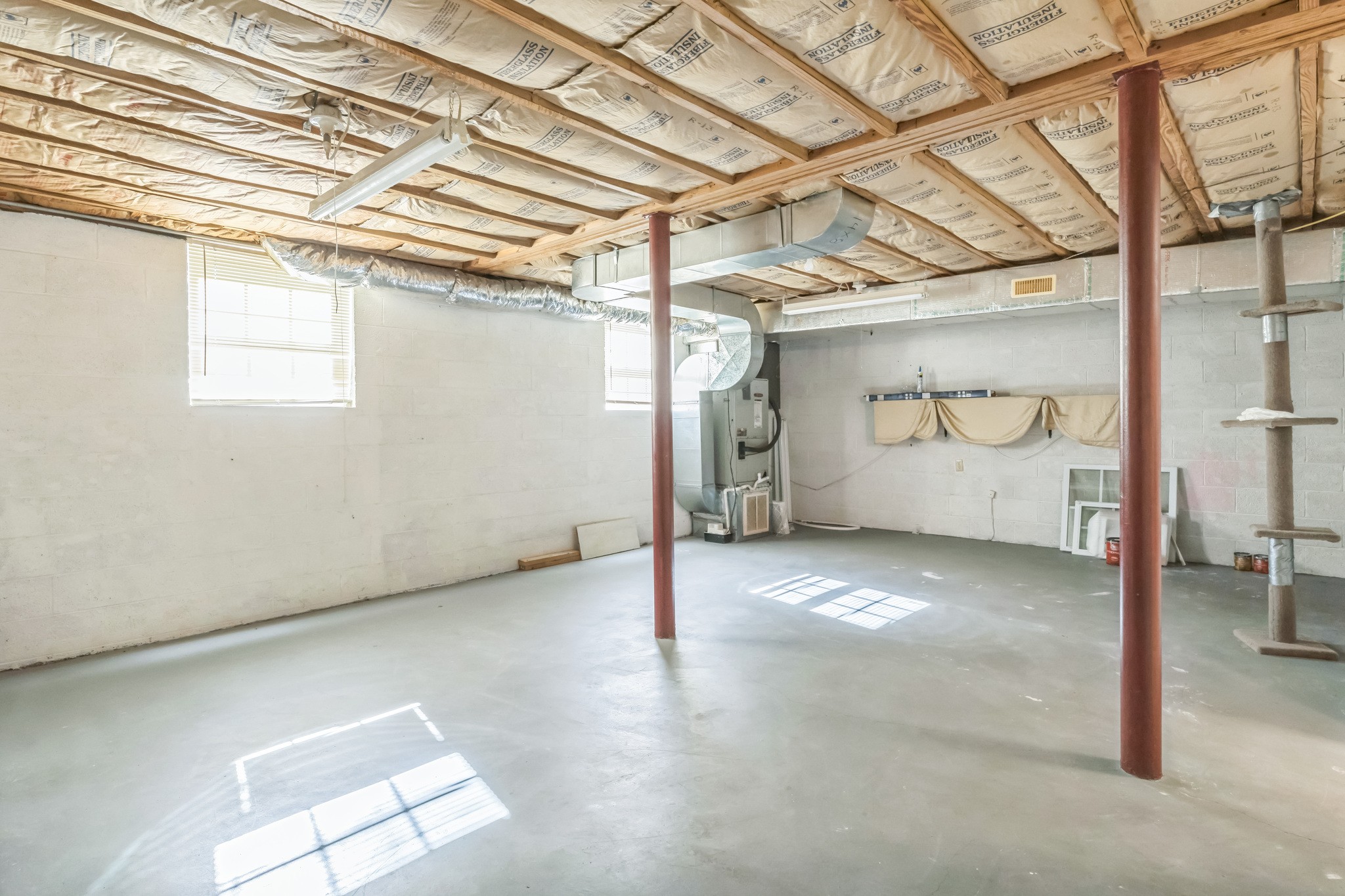 101 Locust Lane Oak Ridge, TN 37830 - Photo 27 of 33 a view of a garage