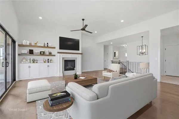 $921,850 | 9915 Stockdale Road, Liberty, MO 64068