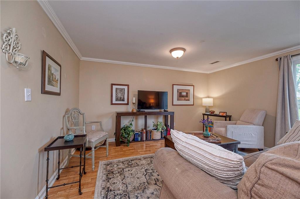 321 Hart Street Houston, PA 15342 - Photo 10 of 28