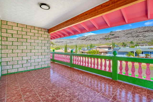 $1,200,000 | 9442 Keahi Place, Waimea, HI 96796