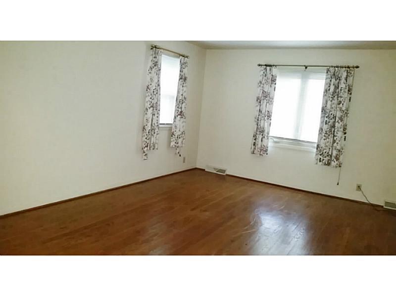6604 Johnson Road Indianapolis, IN 46220 - Photo 11 of 24 Gallery Image 11