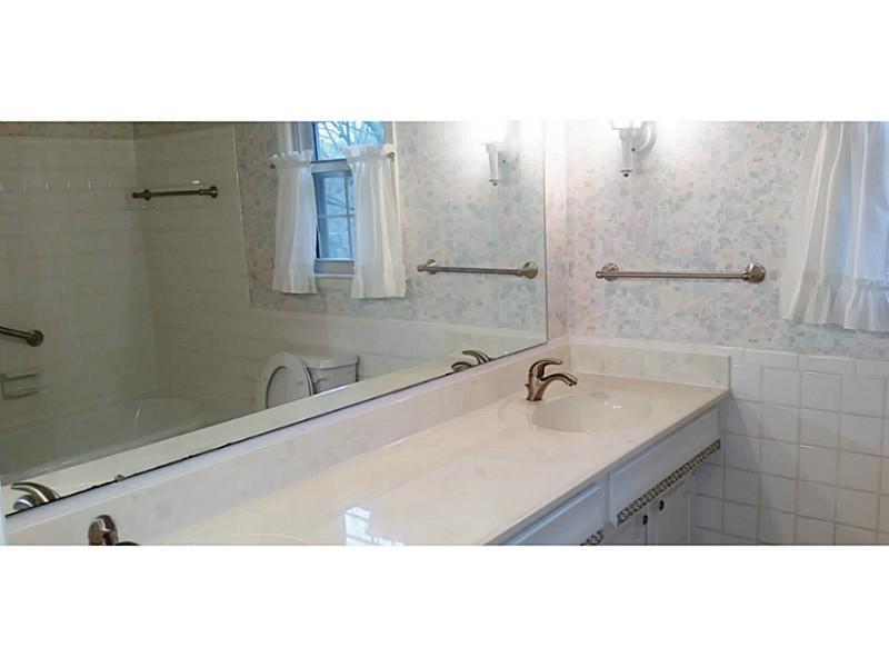 6604 Johnson Road Indianapolis, IN 46220 - Photo 17 of 24 Gallery Image 17