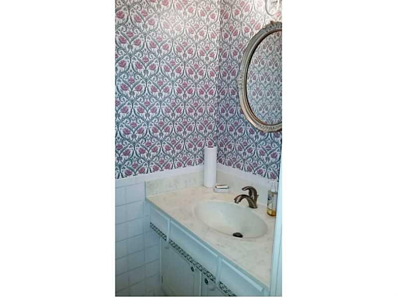 6604 Johnson Road Indianapolis, IN 46220 - Photo 8 of 24 Gallery Image 8