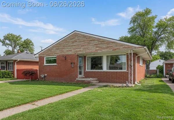 $266,900 | 7660 Louise Court, Westland, MI 48185