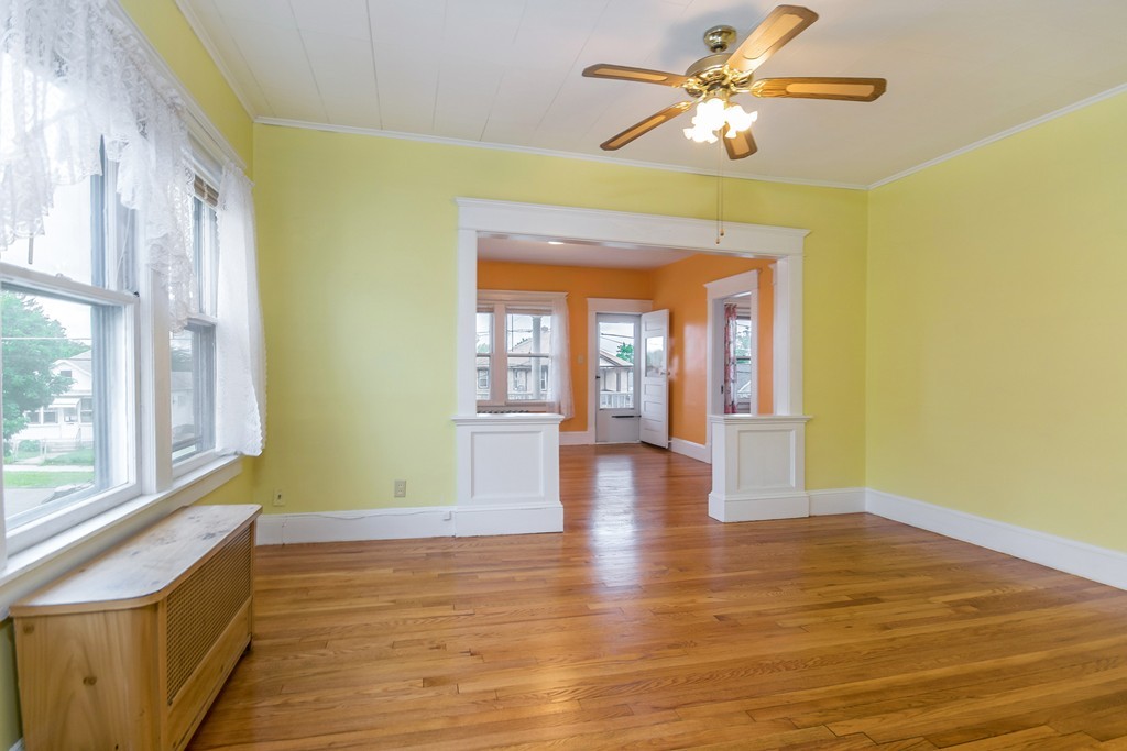 89-91 Lyons Street Springfield, MA 01151 - Photo 6 of 30 Gallery Image 6