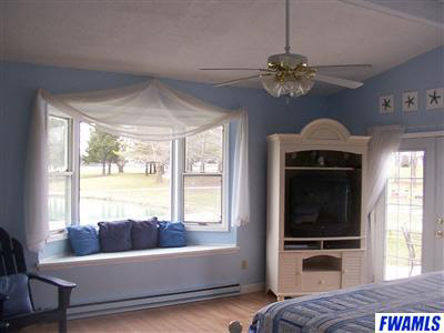 10110 West South County Line Road Zanesville, IN 46799 - Photo 8 of 10