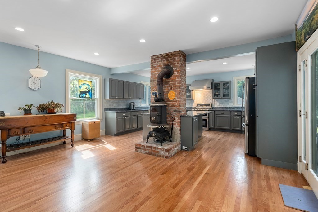 90 Chapman Street Canton, MA 02021 - Photo 12 of 42 Gallery Image 12