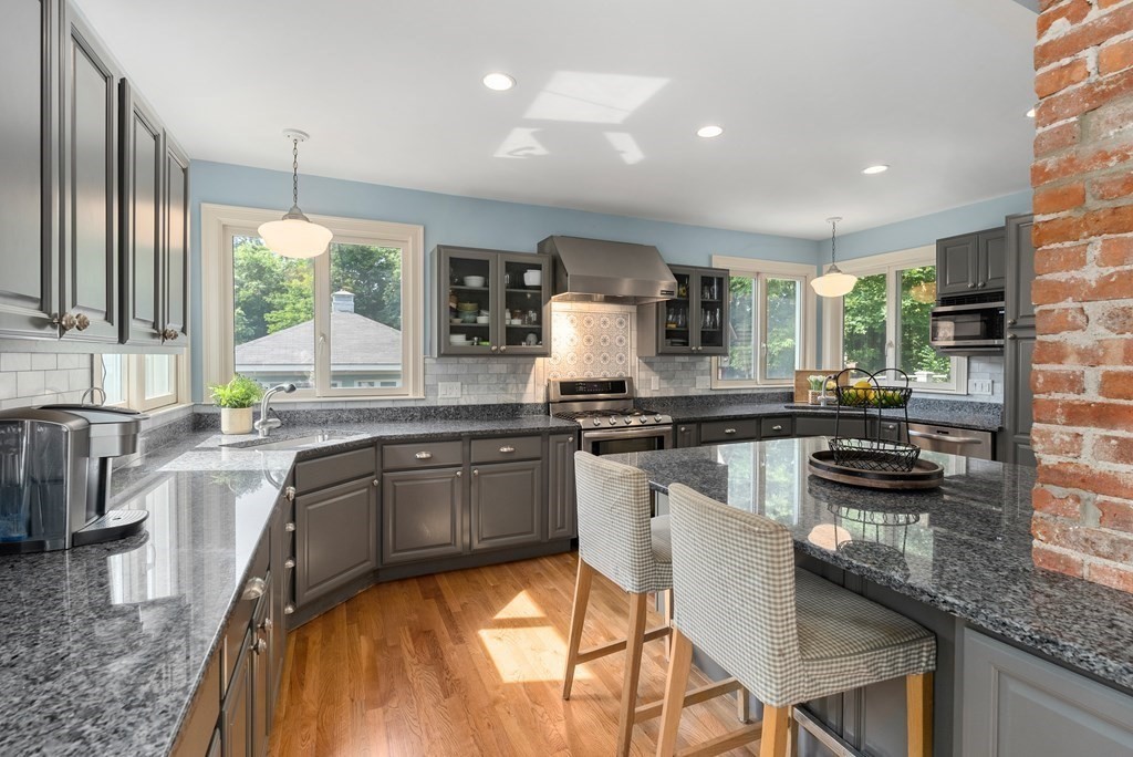90 Chapman Street Canton, MA 02021 - Photo 7 of 42 Gallery Image 7