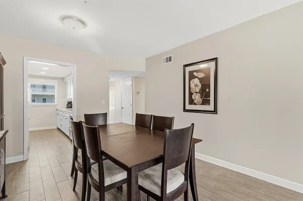 $2,200 | 2440 Southwest 22nd Avenue, Delray Beach, FL 33445