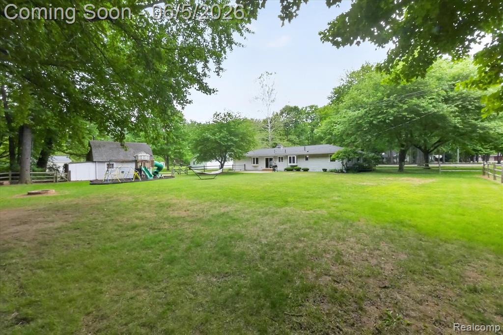 2083 Wells Road Dundee, MI 48131 - Photo 42 of 54